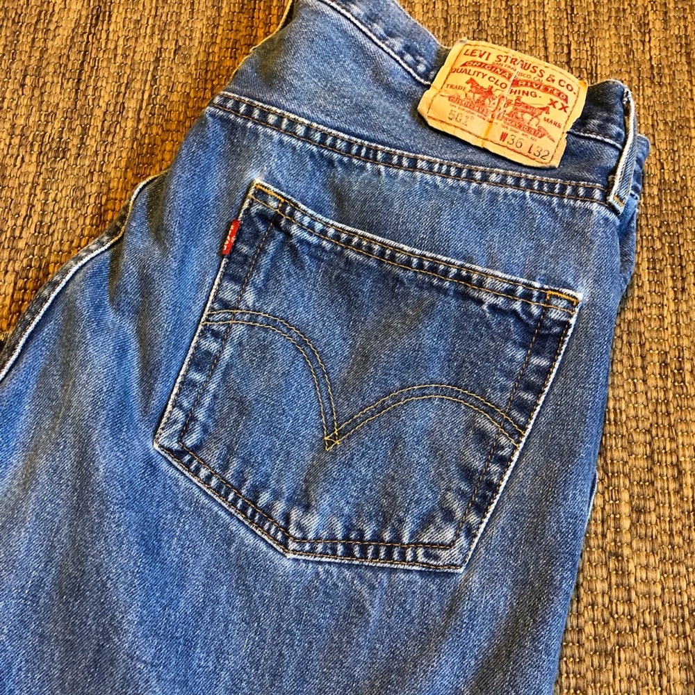 Levis 501 Button Fly High Waist Blue Mom Jeans